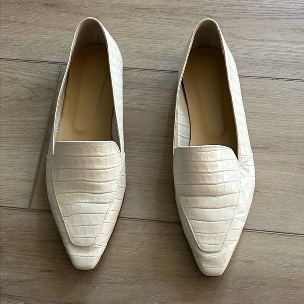 Aeyde Cream Croc-Embossed Leather Pointed Loafers